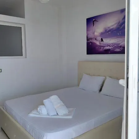 Lani Apartament Sea Views * Qeparo
